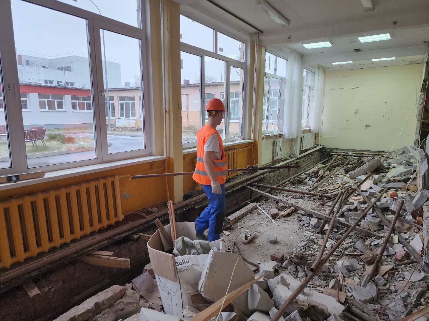 серпухов, подмосковье, капремонт школы, обновление, 17 школа, президентская программа, вертикалки,