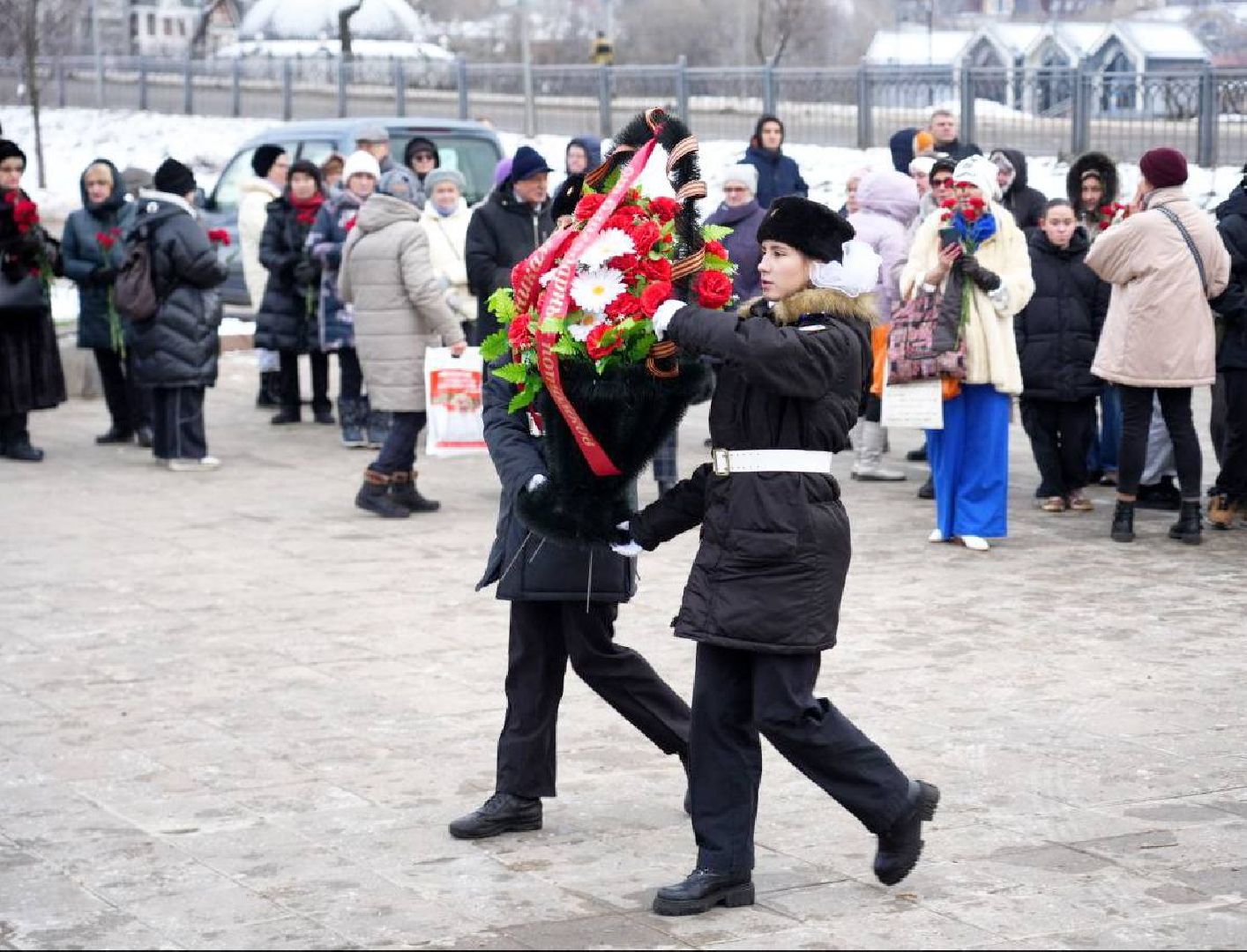 Битва под Москвой, ВОВ, Память, История, Возложение цветов, Волонтеры, Вечный огонь, Сергиев Посад, Сергиево-Посадский городской округ,