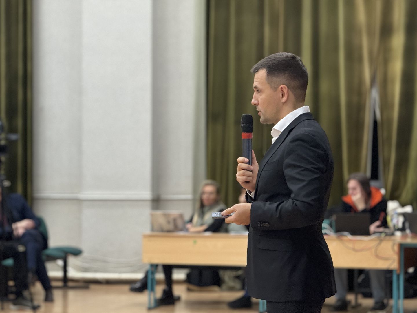 выездная администрация в ленинском округе, поселок Развилка, глава муниципалитета,