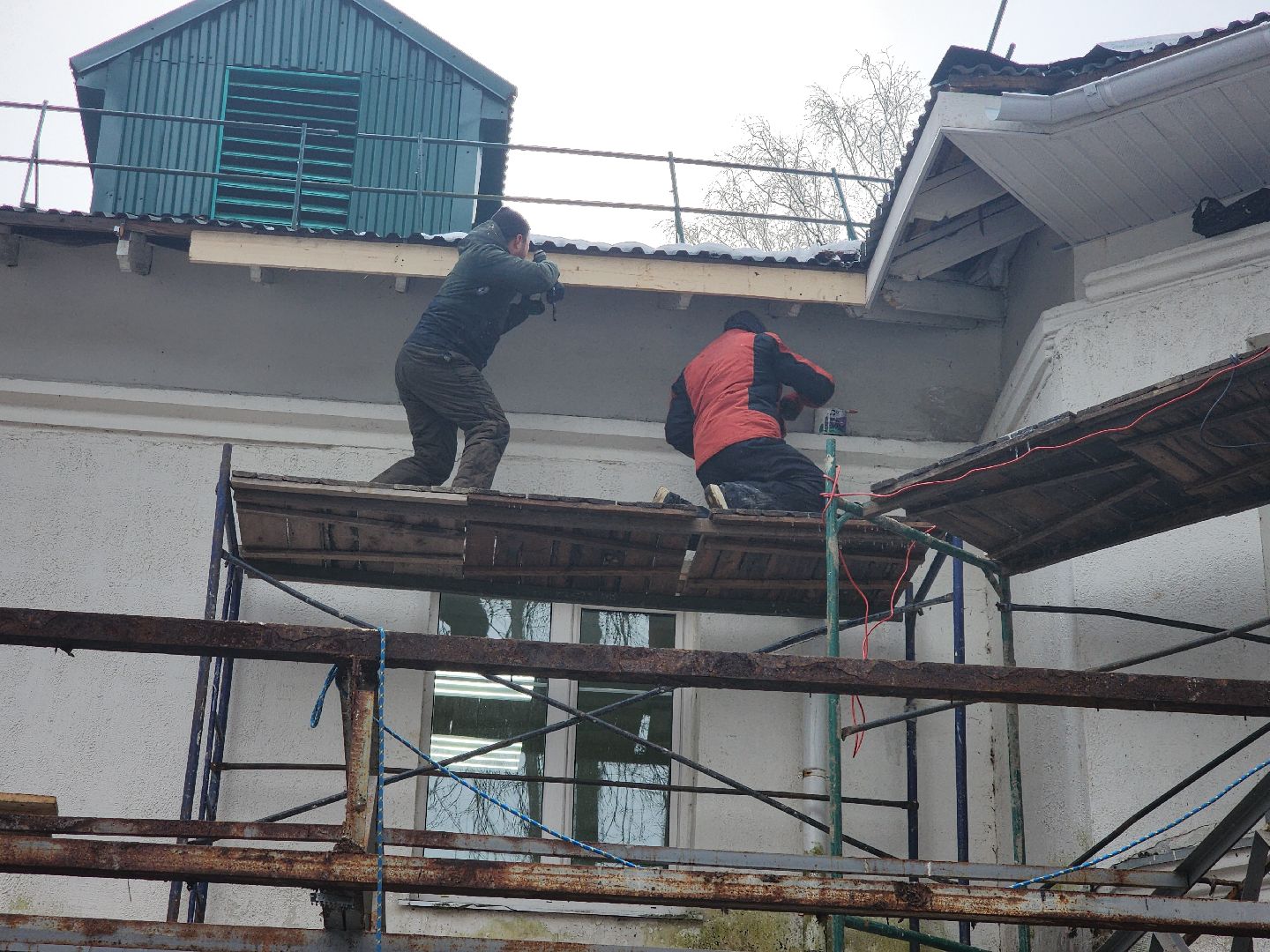 ремонт, ремонт кровли, ремонт поликлиники,вертикалки,