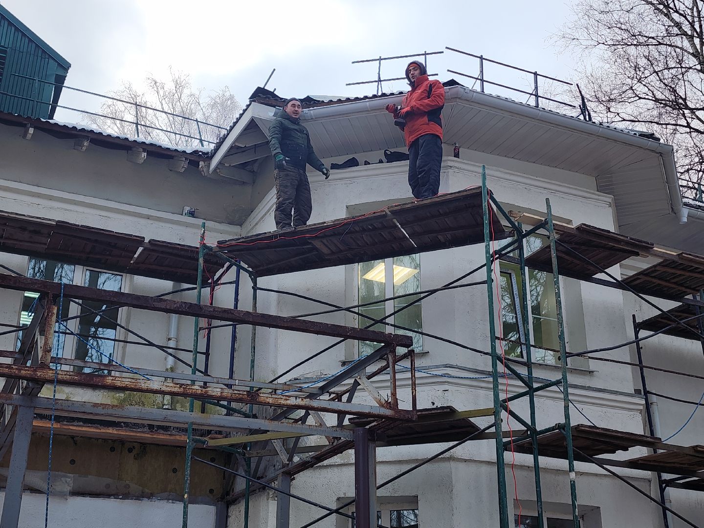 ремонт, ремонт кровли, ремонт поликлиники,вертикалки,