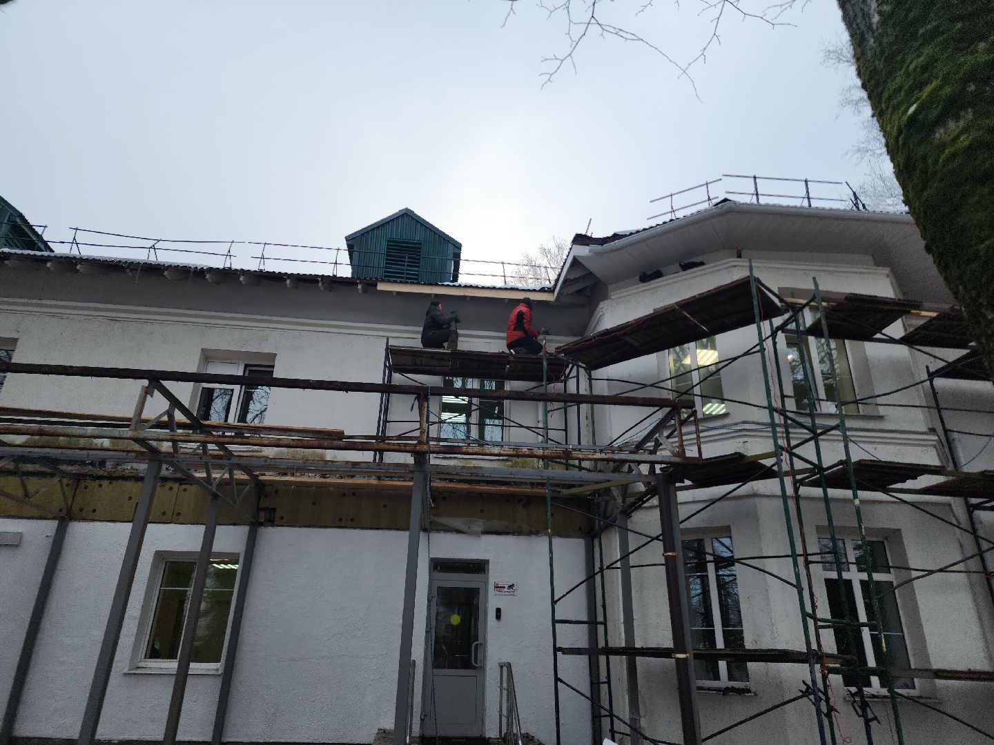 ремонт, ремонт кровли, ремонт поликлиники,вертикалки,