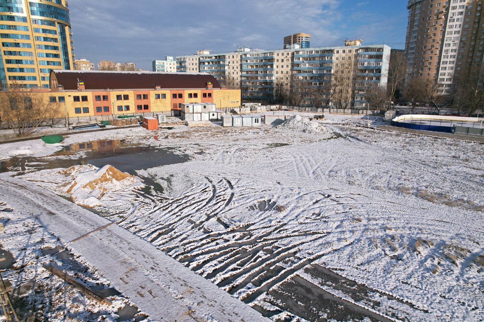 видео с коптера, реутов, спорт, стадион,