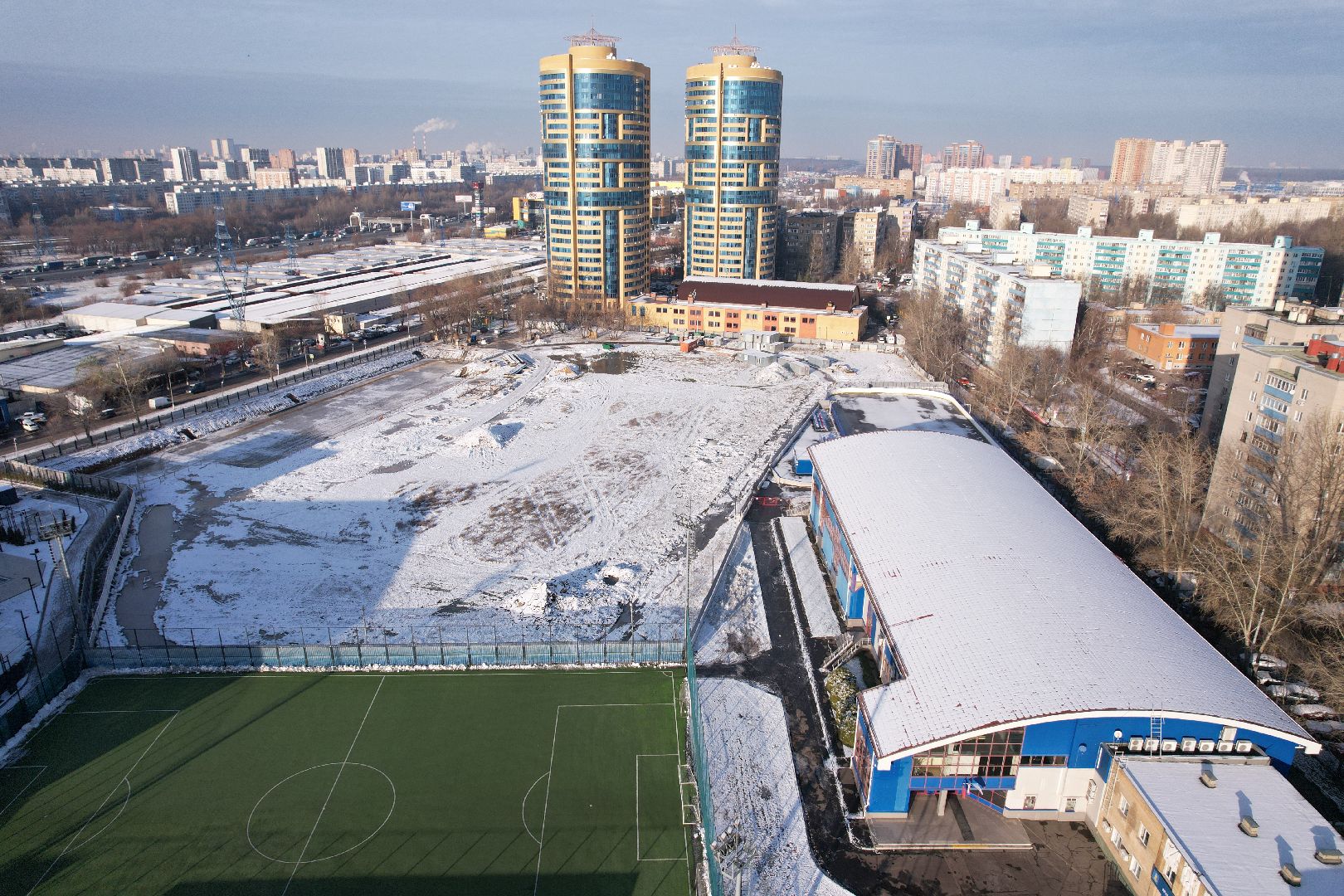 видео с коптера, реутов, спорт, стадион,