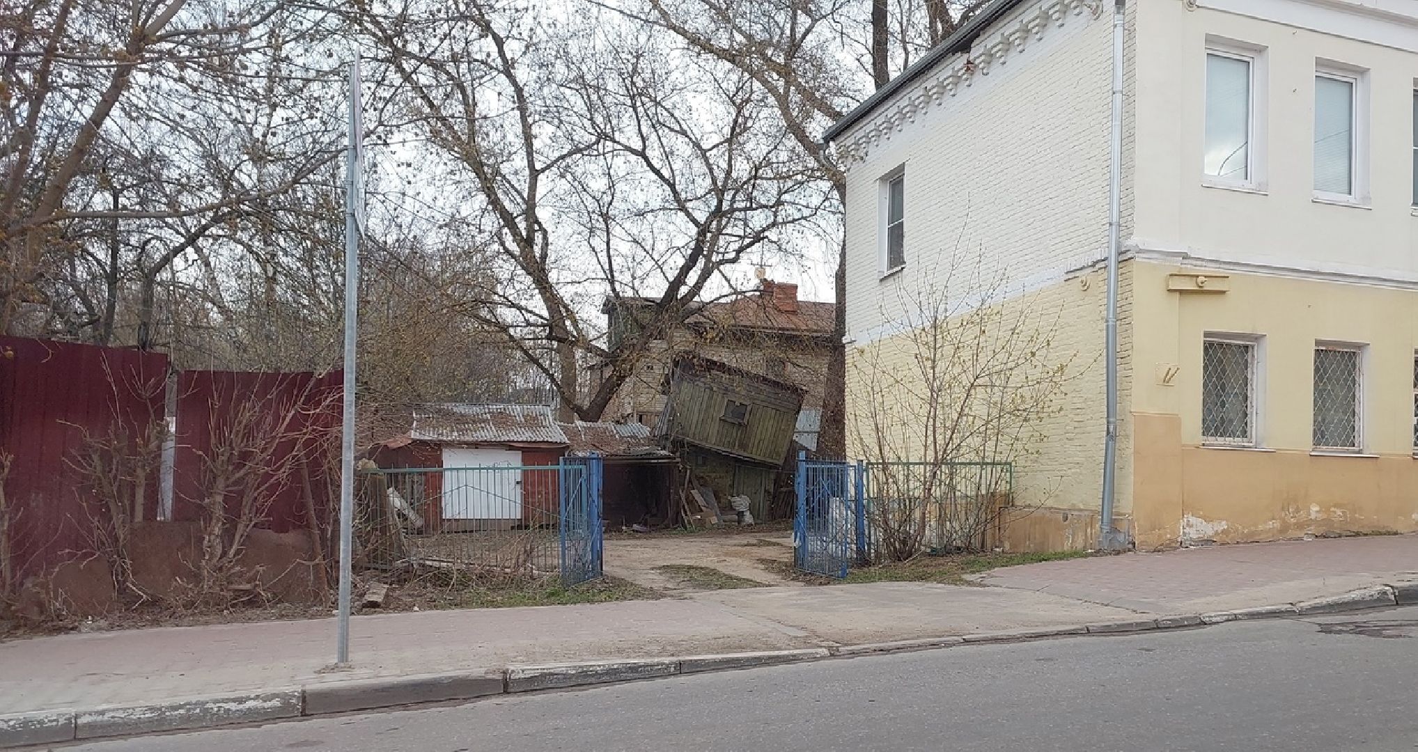 серпухов, падающий сарай, улица советская, улица 1-я московская, управляющая компания,