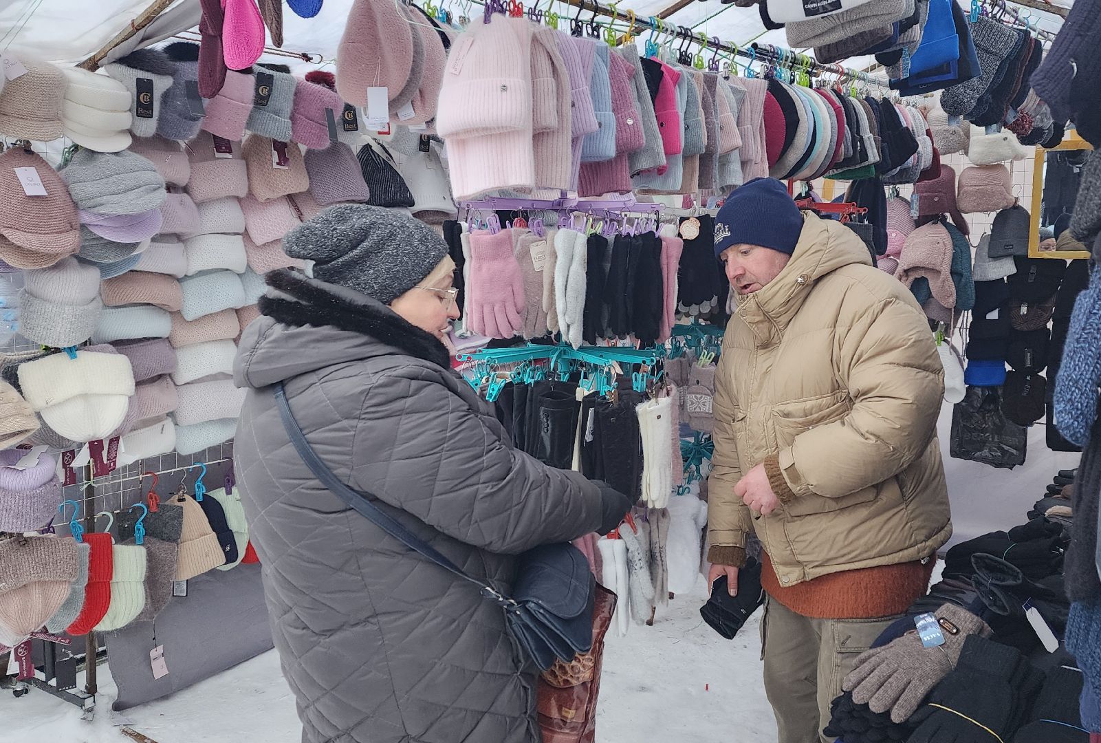 Солнечногорск, вертикалки, советская площадь, ярмарка, товары регионов России,