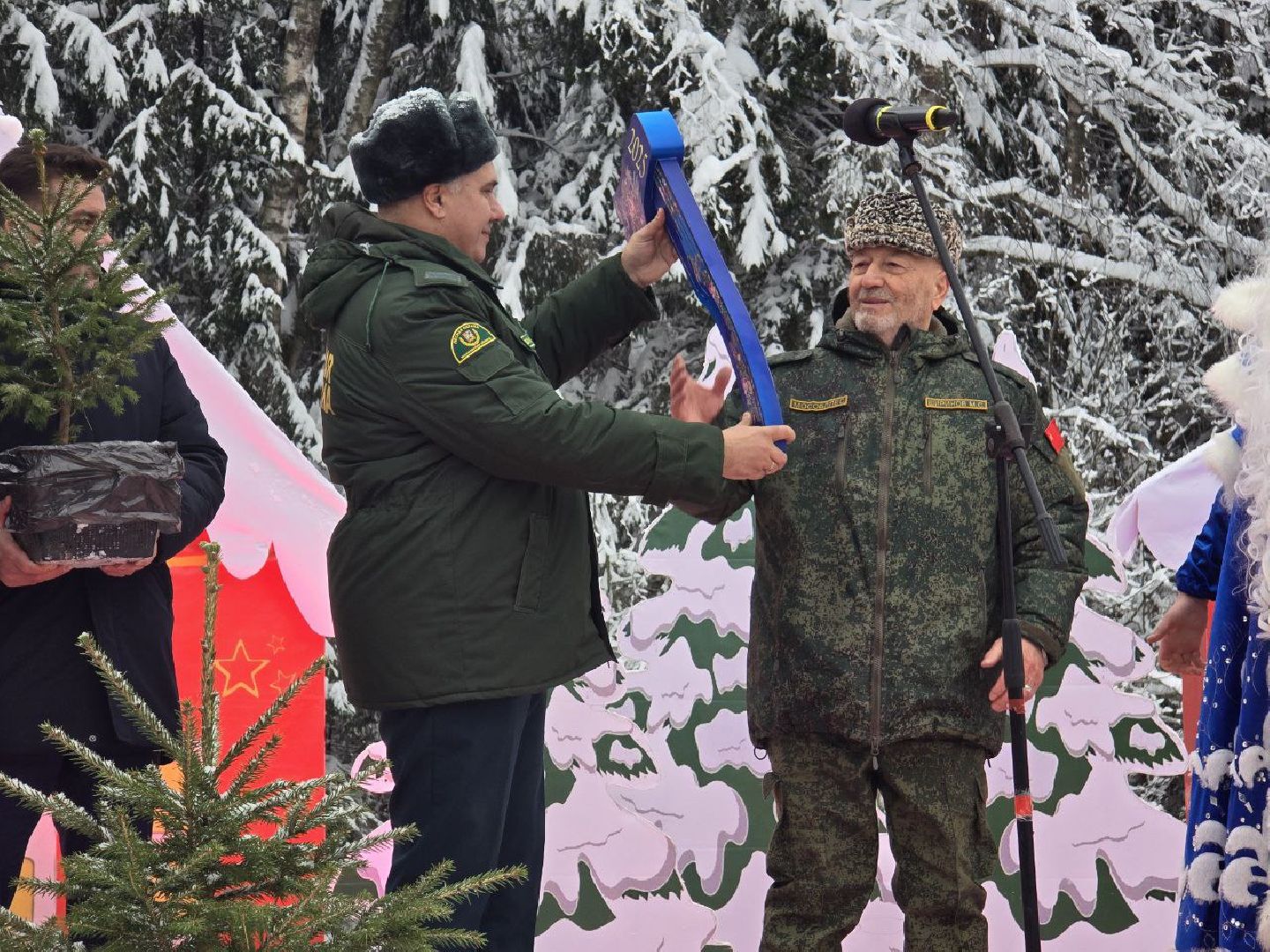 можайск, можайский городской округ, подмосковье, новый год, кремлевская елка, главное дерево страны, елька, соборная площадь, праздник, новогодние праздники, вертикалки,