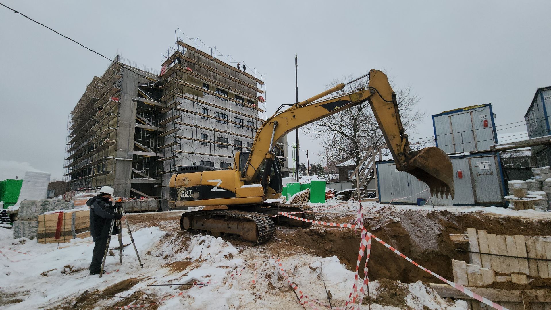 люберцы, строительство поликлиники, строители, поселок октябрьский, вертикалка,