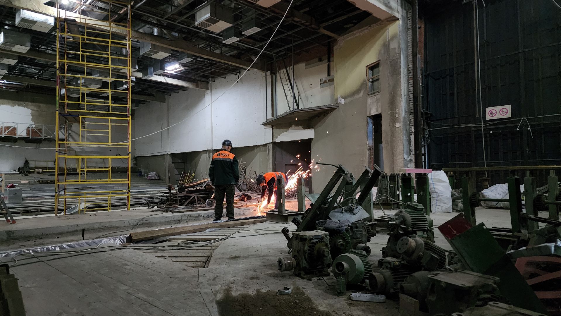 ДК Мир, домодедово, Подмосковье, строительство, культура, большой зал, вертикалки,