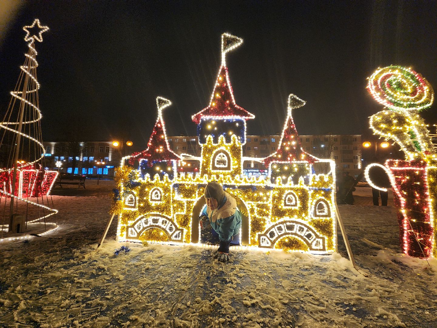 серпухов, подмосковье, новй год, инсталляции, украсили город, вертикалки,