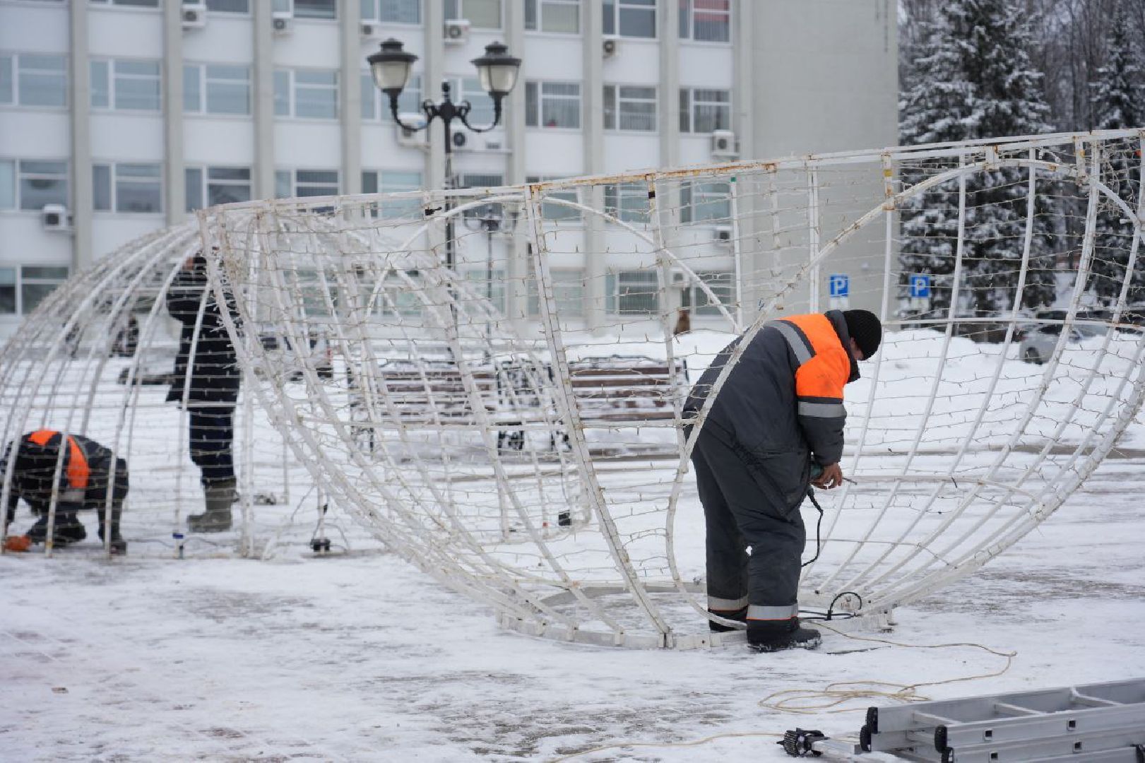 Новый год, Благоустройство, Украшение, Елка, Сергиев Посад, Сергиево-Посадский городской округ, вертикалки,