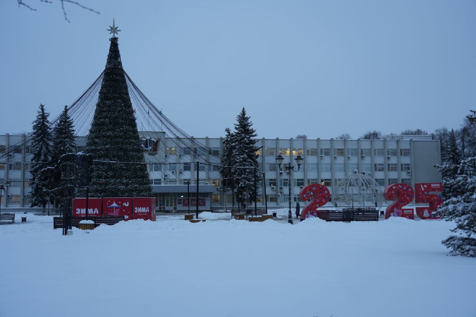 Новый год, Благоустройство, Украшение, Елка, Сергиев Посад, Сергиево-Посадский городской округ, вертикалки,