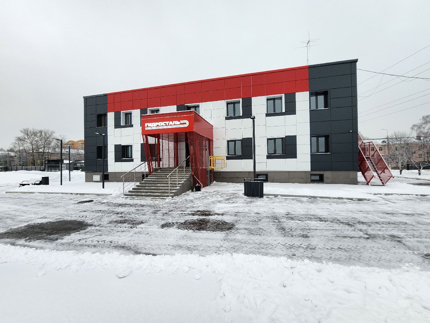 Чехов, стадион Гидросталь, реконструкция, капитальный ремонт, обновление, открытие, ввод в эксплуатацию, заместитель главы округа Павел Сибарсов, госпрограмма московской области Спорт Подмосковья, вертикалки,