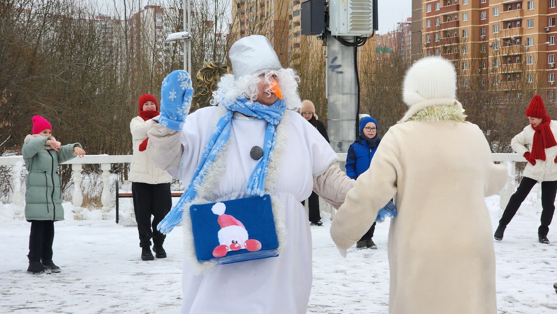 вертикалка, автобус, зима в подмосковье,