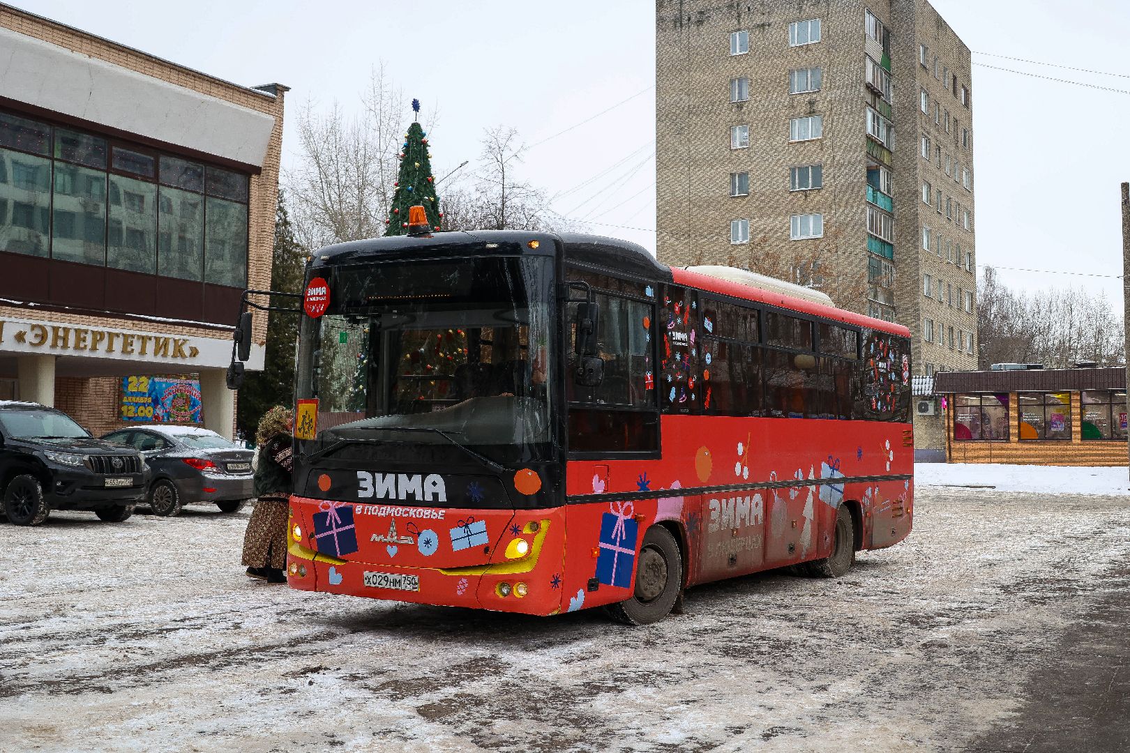 вертикалка, автобус, зима в подмосковье,