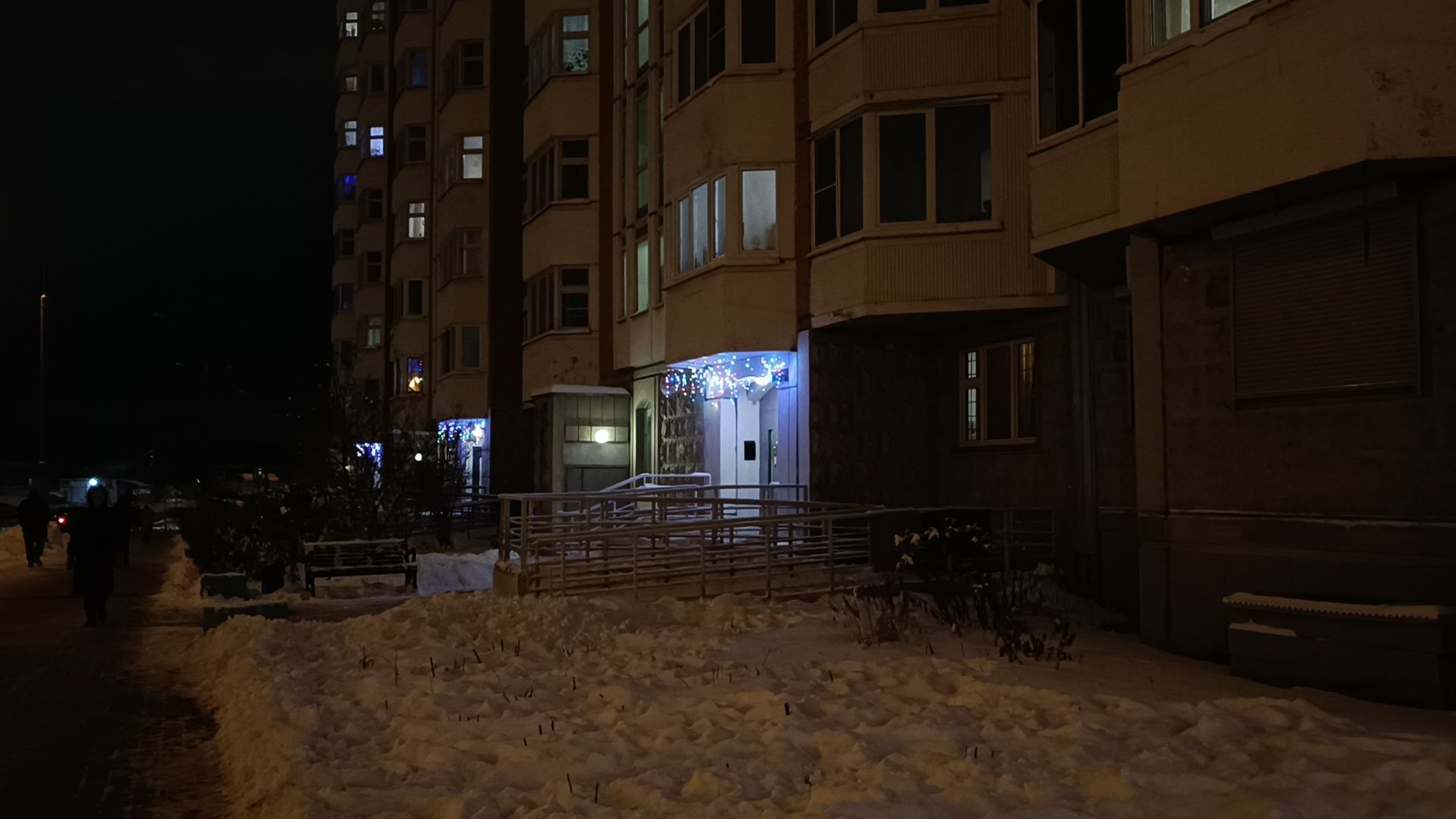 новый год, жкх, лобня, украшение к новому году, вертикалки,