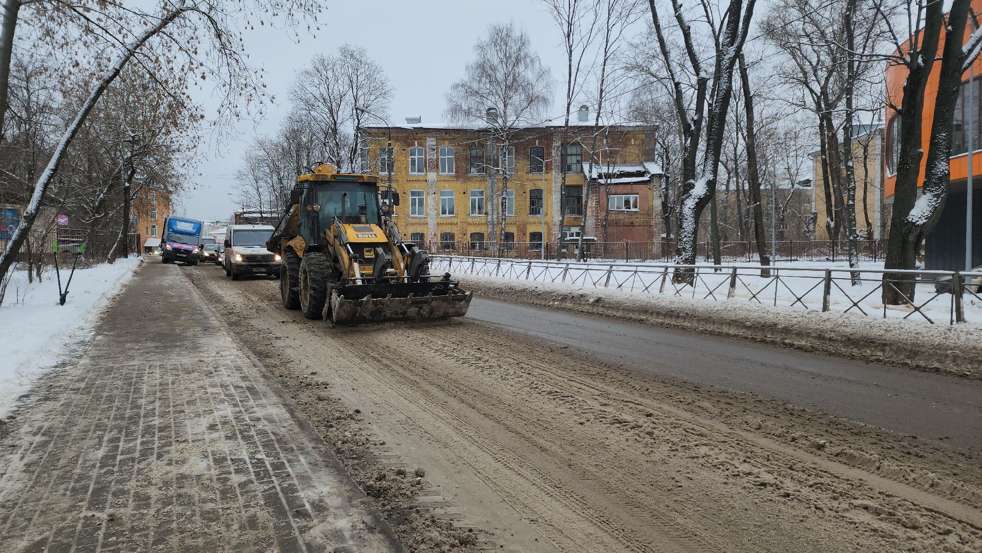 снег, снег и наледь, уборка, уборка снега, уборка снега и наледи, коммунальные службы, коммунальщики, жкх, вертикалки,