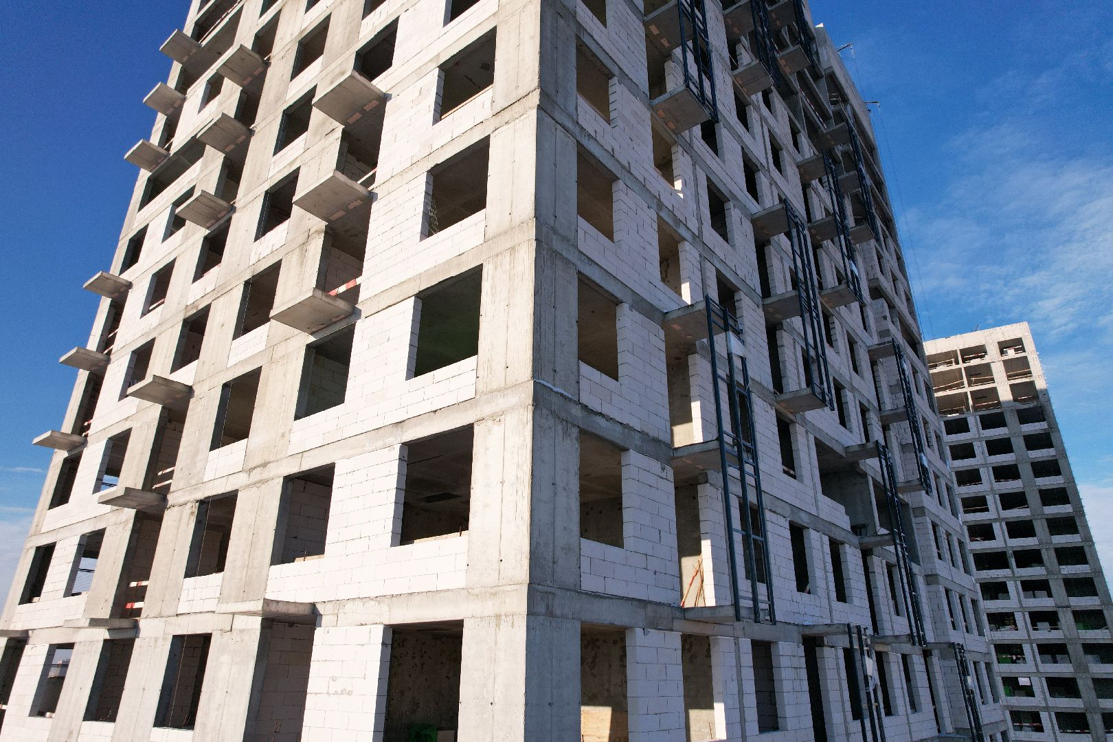 видео с коптера, строительство, реутов, жилой дом,