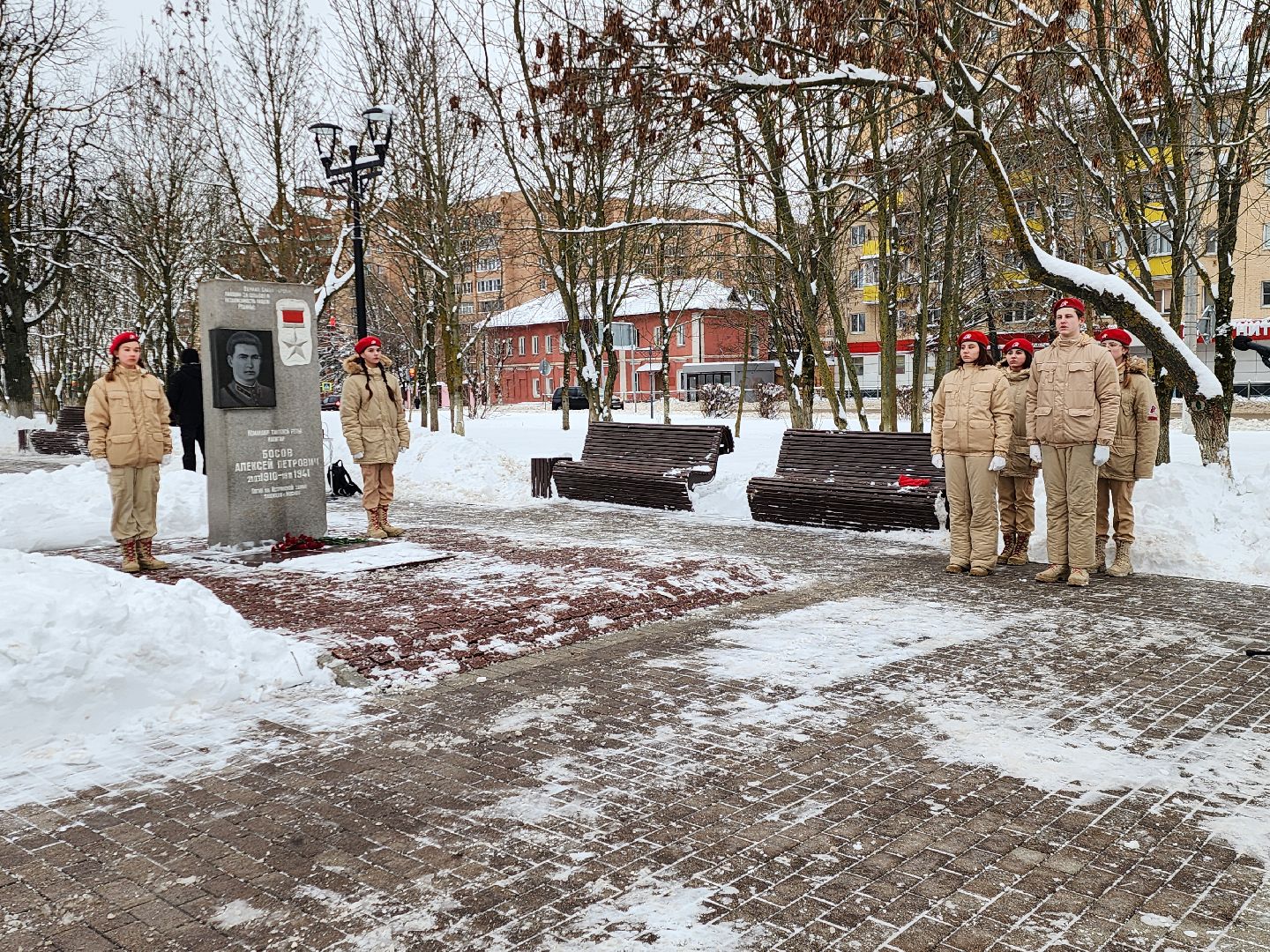 Памятное мероприятие, День освобождения, Сквер, Истра, вертикалки,
