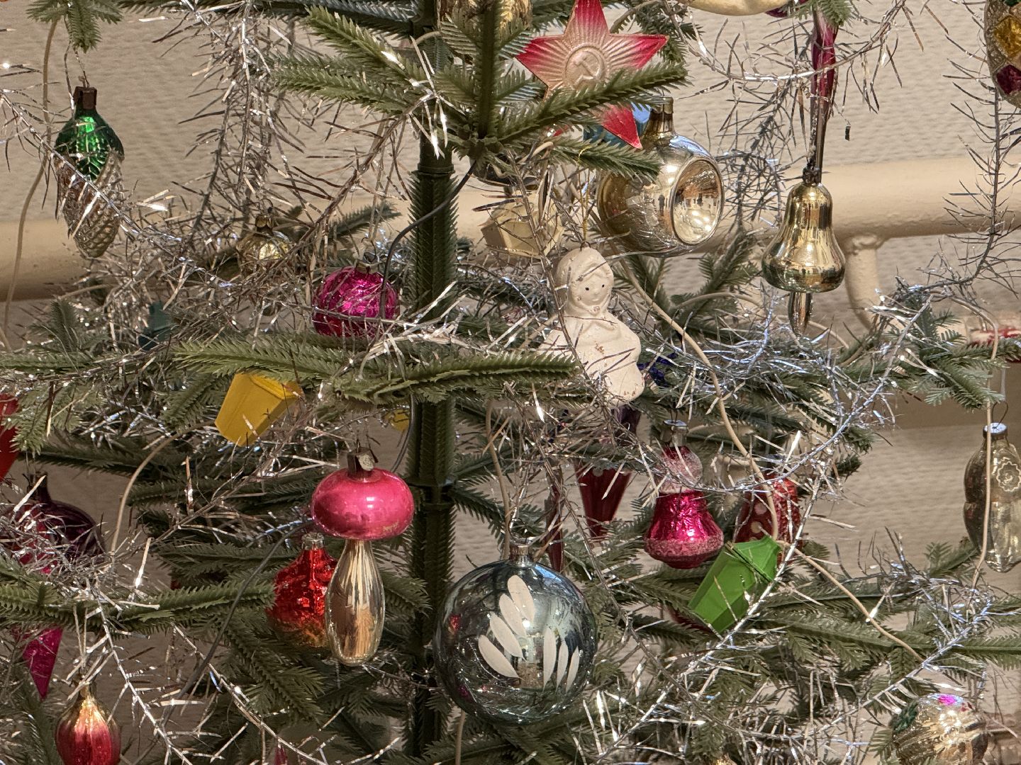 Новогодняя программа, Краеведческий музей, Иван Хохлов художник,Вертикалка,