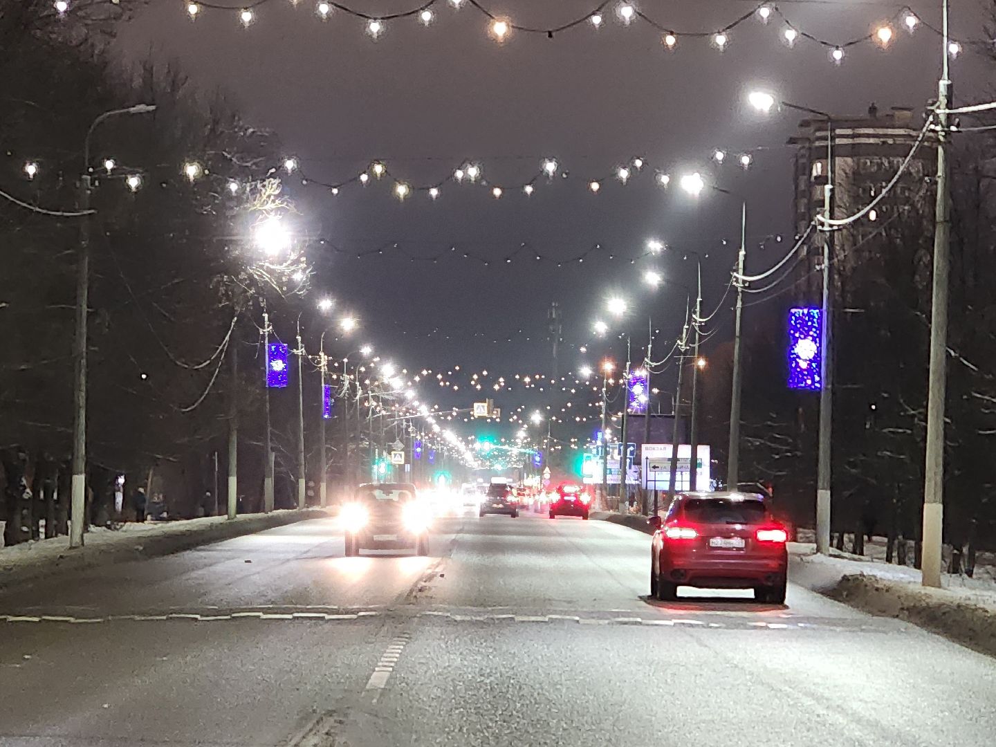 Чехов, улица Чехова, улица Московская, новогодняя иллюминация, светодиодные элементы, световые инсталляции, столбы освещения, фонари, проект губернатора московской области, зима в подмосковье, вертикалки,