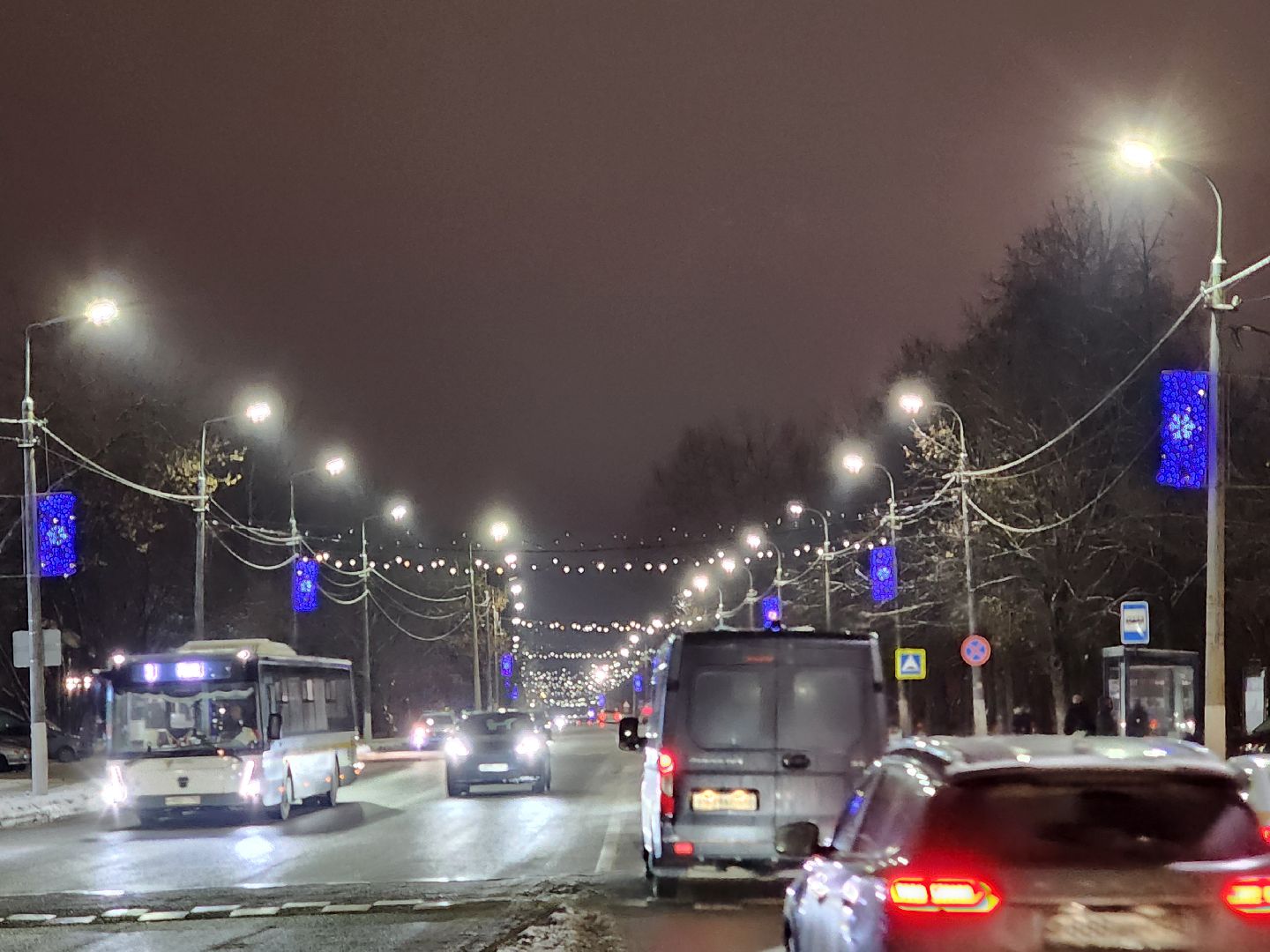 Чехов, улица Чехова, улица Московская, новогодняя иллюминация, светодиодные элементы, световые инсталляции, столбы освещения, фонари, проект губернатора московской области, зима в подмосковье, вертикалки,