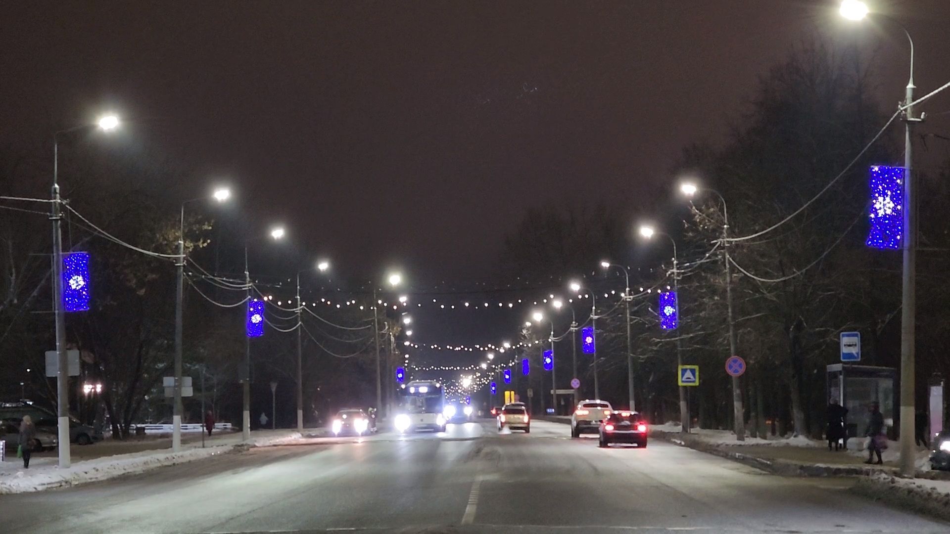 Чехов, улица Чехова, улица Московская, новогодняя иллюминация, светодиодные элементы, световые инсталляции, столбы освещения, фонари, проект губернатора московской области, зима в подмосковье, вертикалки,