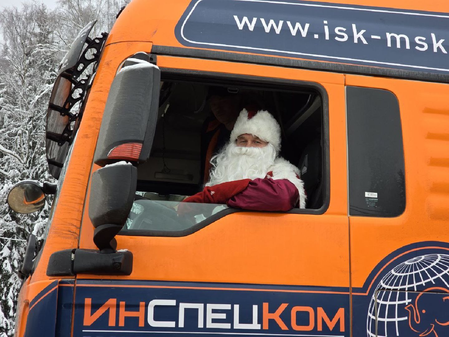 можайск, можайский городской округ, подмосковье, главная новогодняя елка страны, символ нового года, новый год, праздник, новогодние праздники, кремль, соборная площадь, московский кремль, вертикалки,