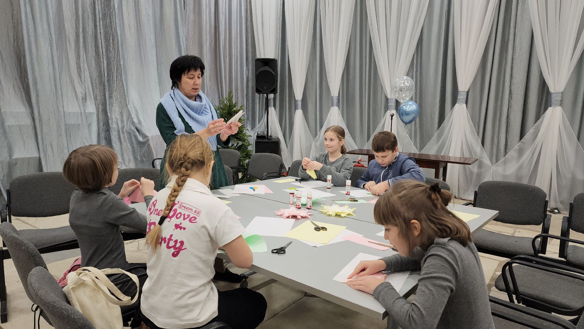 поделка, аппликация, Лобня, новогодние снежинки,