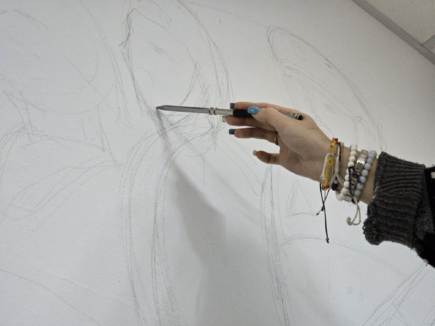 можайск, можайский городской округ, подмосковье, культурный код, библиотека, министерство культуры и туризма, зона комфортного пребывания, обновление библиотеки, роспись стен, студенты, можайская библиотека, вертикалки,