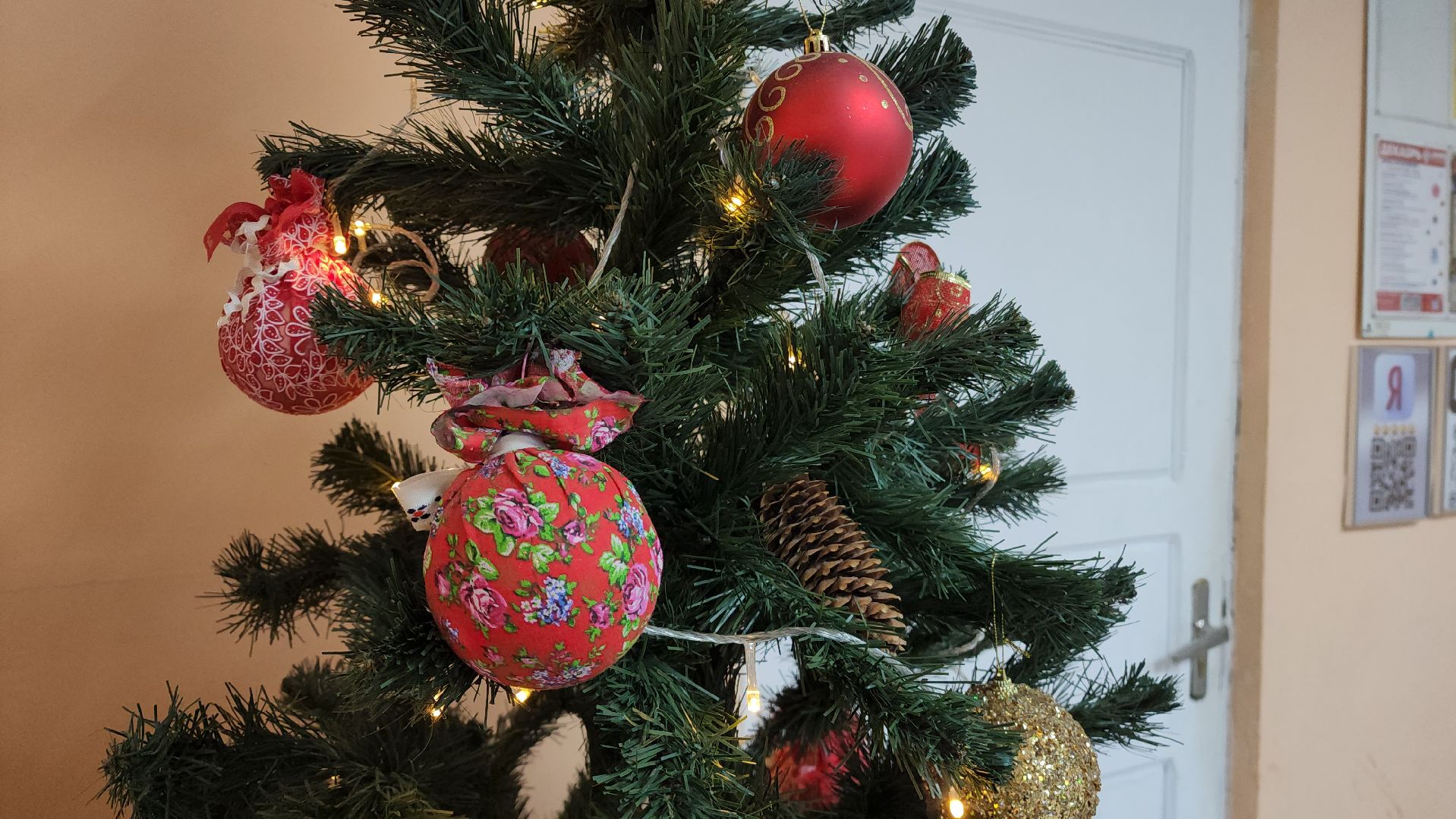 Новогодние украшения, новогодние елки, лобня, вертикалки,