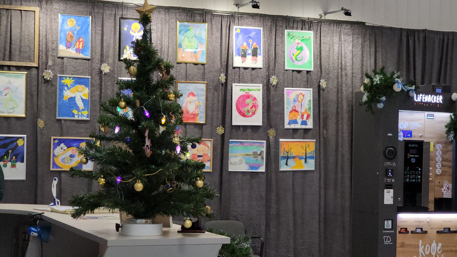 Новогодние украшения, новогодние елки, лобня, вертикалки,