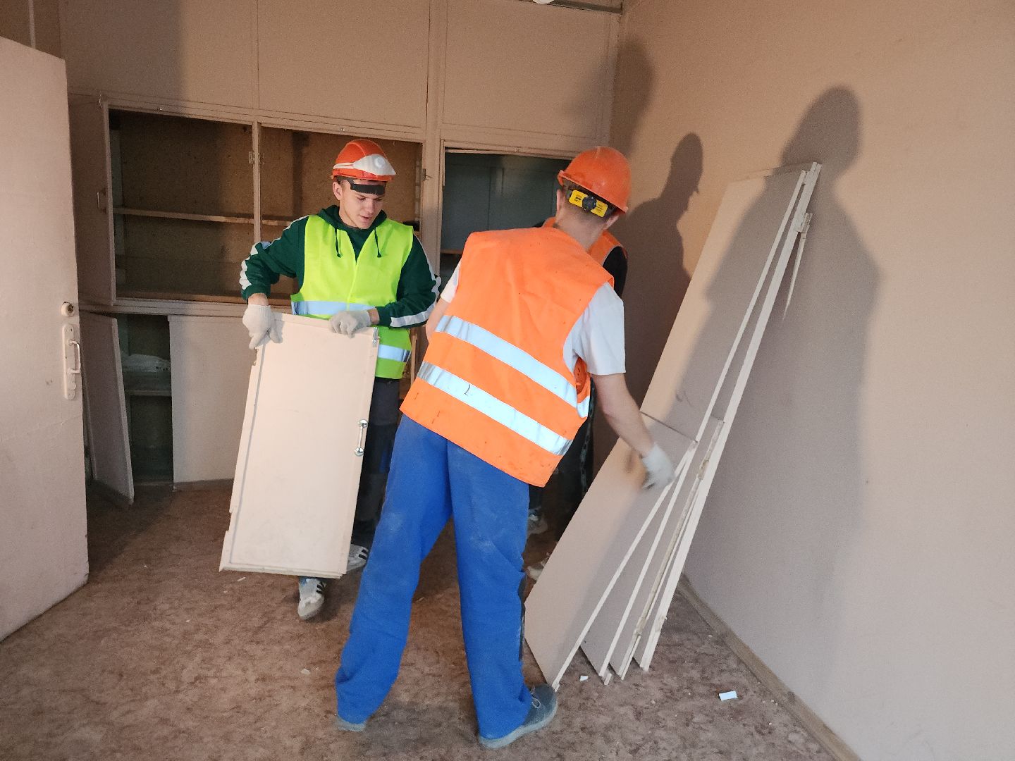 серпухов, подмосковье, капремонт школы, президентская программа, школа 6, школа 17, вертикалки,