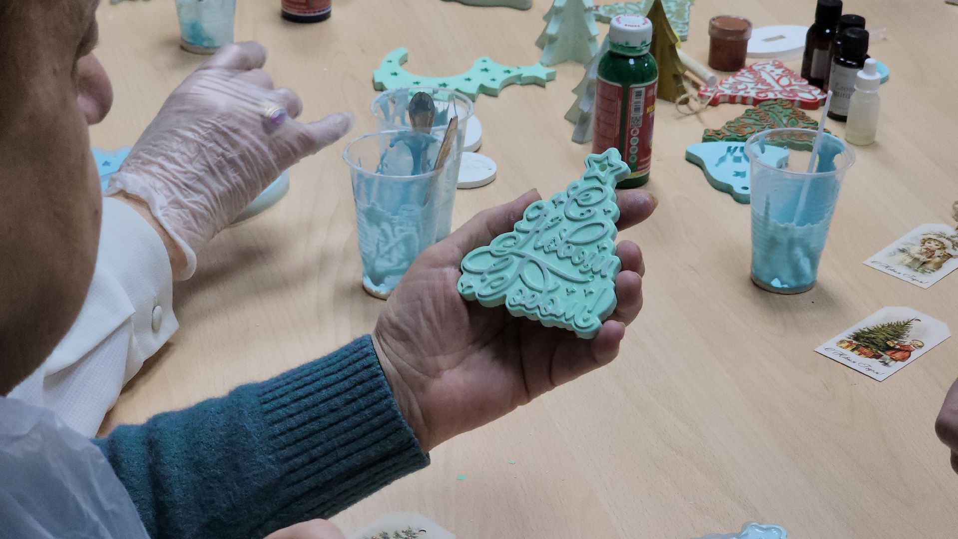 кашира, активное долголетие, творчество, елочные игрушки, гипс, вертикалки,