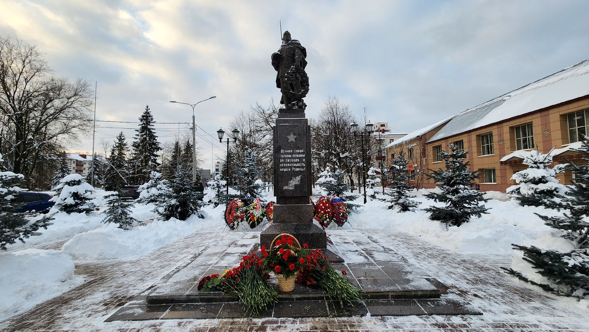 Солнечногорск, вертикалки, великая отечественная война, освобождение города, памятник погибшим воинам,