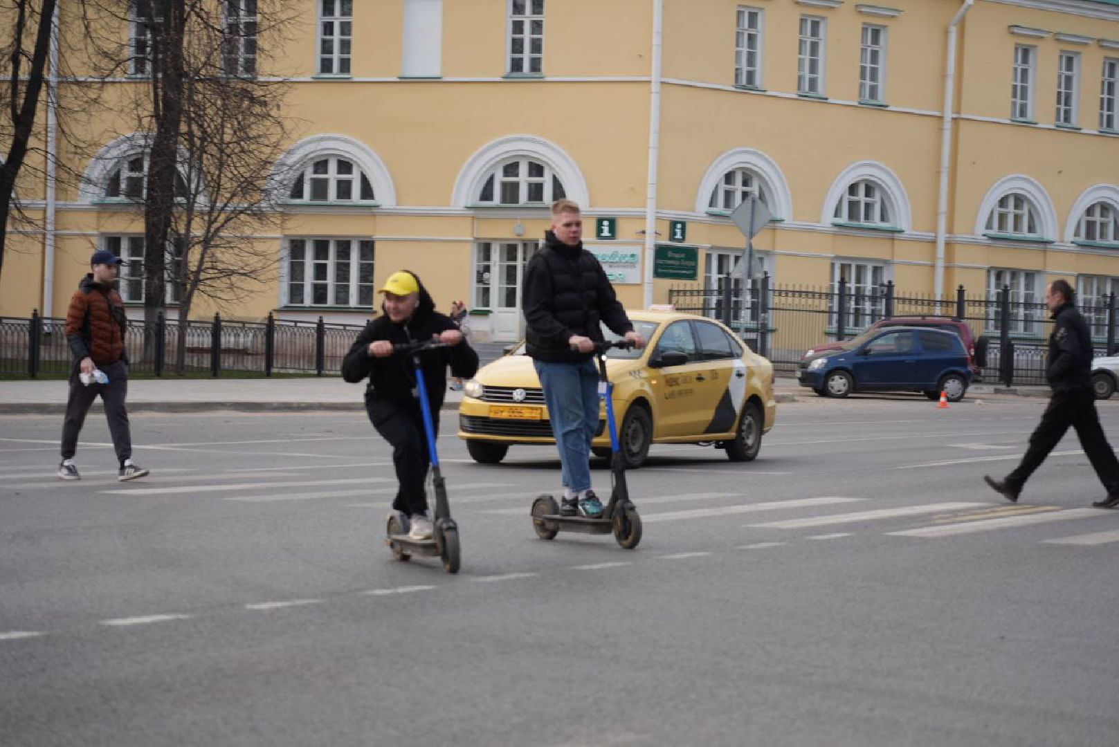 Сергиев Посад, Сергиево-Посадский городской округ, Кикшеринг, Электросамокаты, Молодежь, Транспорт
