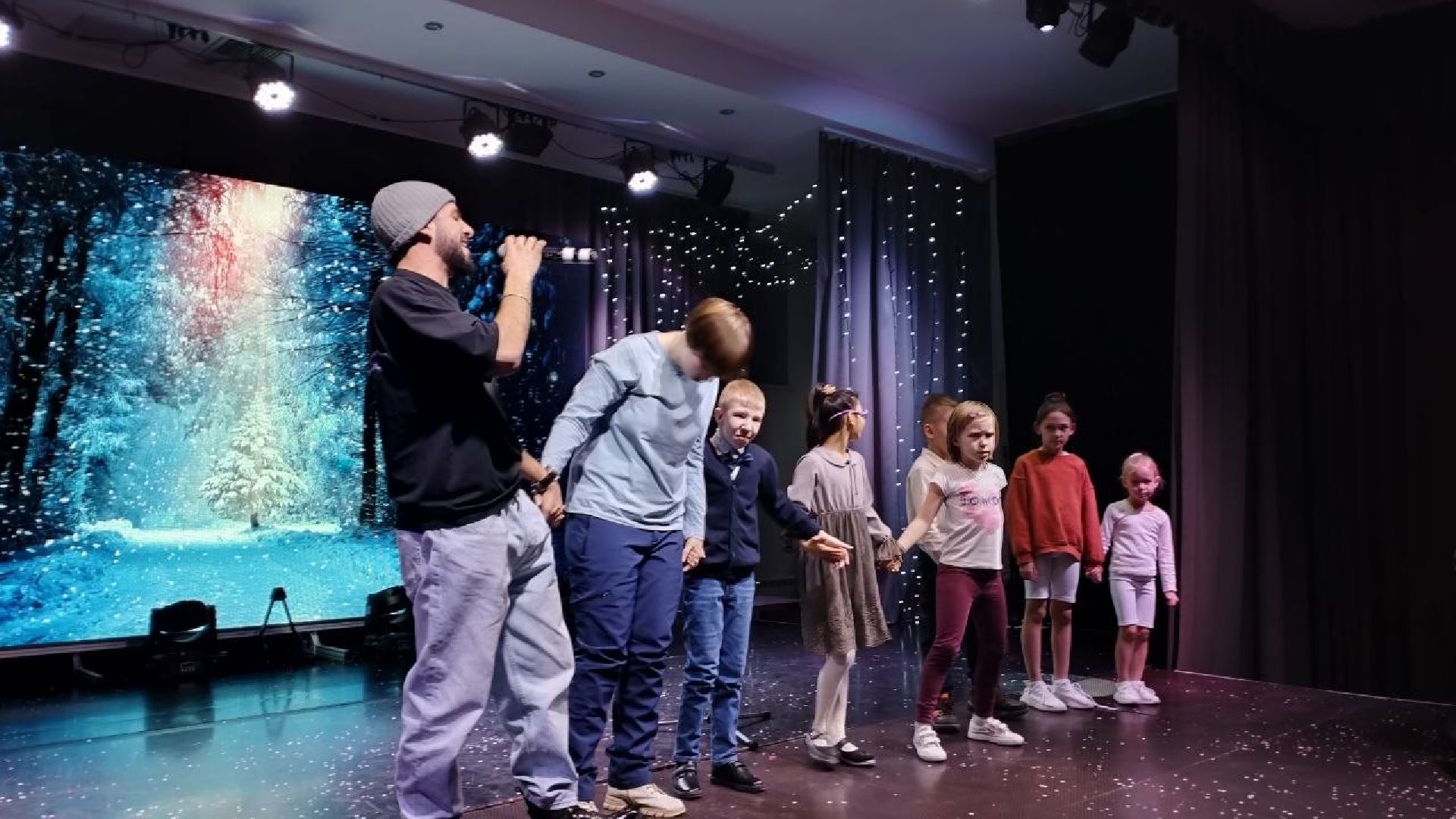 вертикалки, благотворители, дети с овз, выступления, концертная программа, талантливые дети,