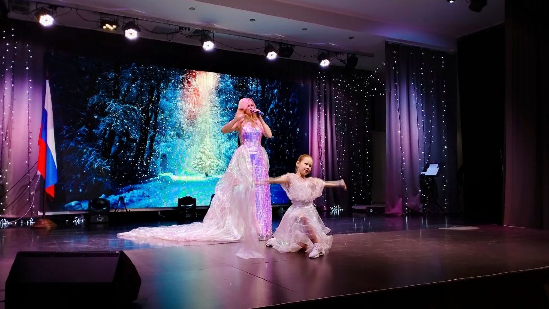 вертикалки, благотворители, дети с овз, выступления, концертная программа, талантливые дети,