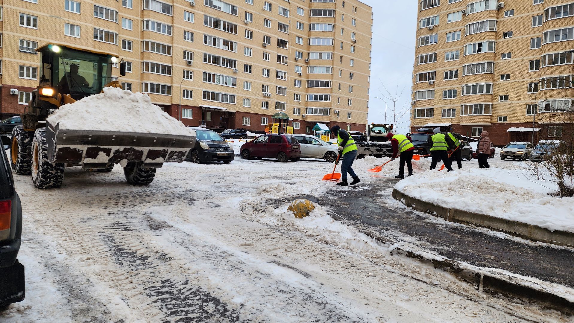 уборка снега, дворовые территории, истра, вертикалки,