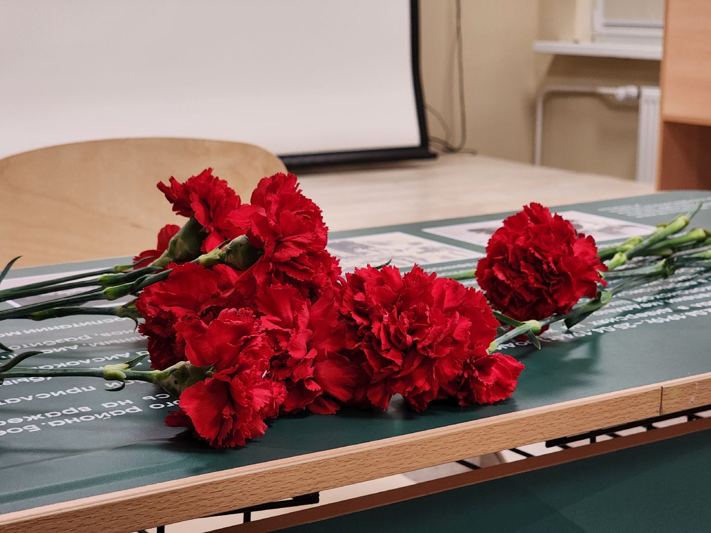 луховицы, парта героя,