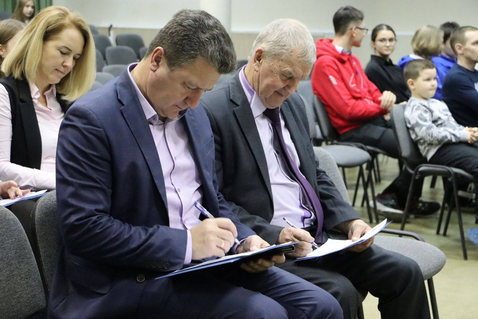 вертикалки, Молодежный Парламент, Серебряные Пруды, СОШ Чуйкова, Правовой экзамен, День Конституции РФ,