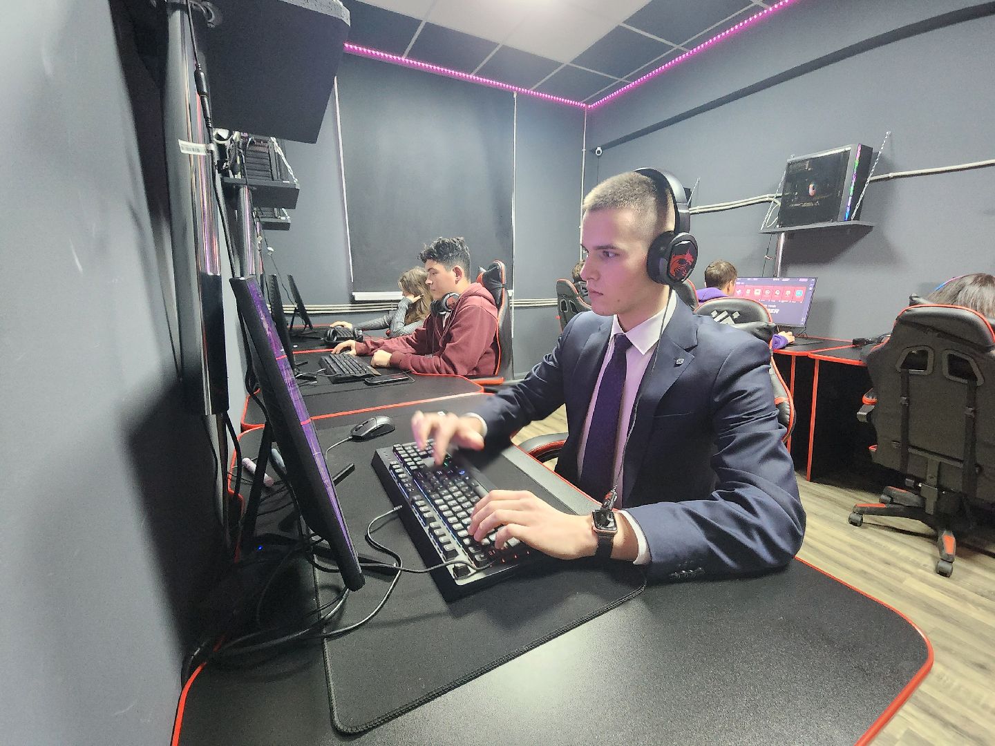 вертикали, киберспорт, компьютеры, мытищи,
