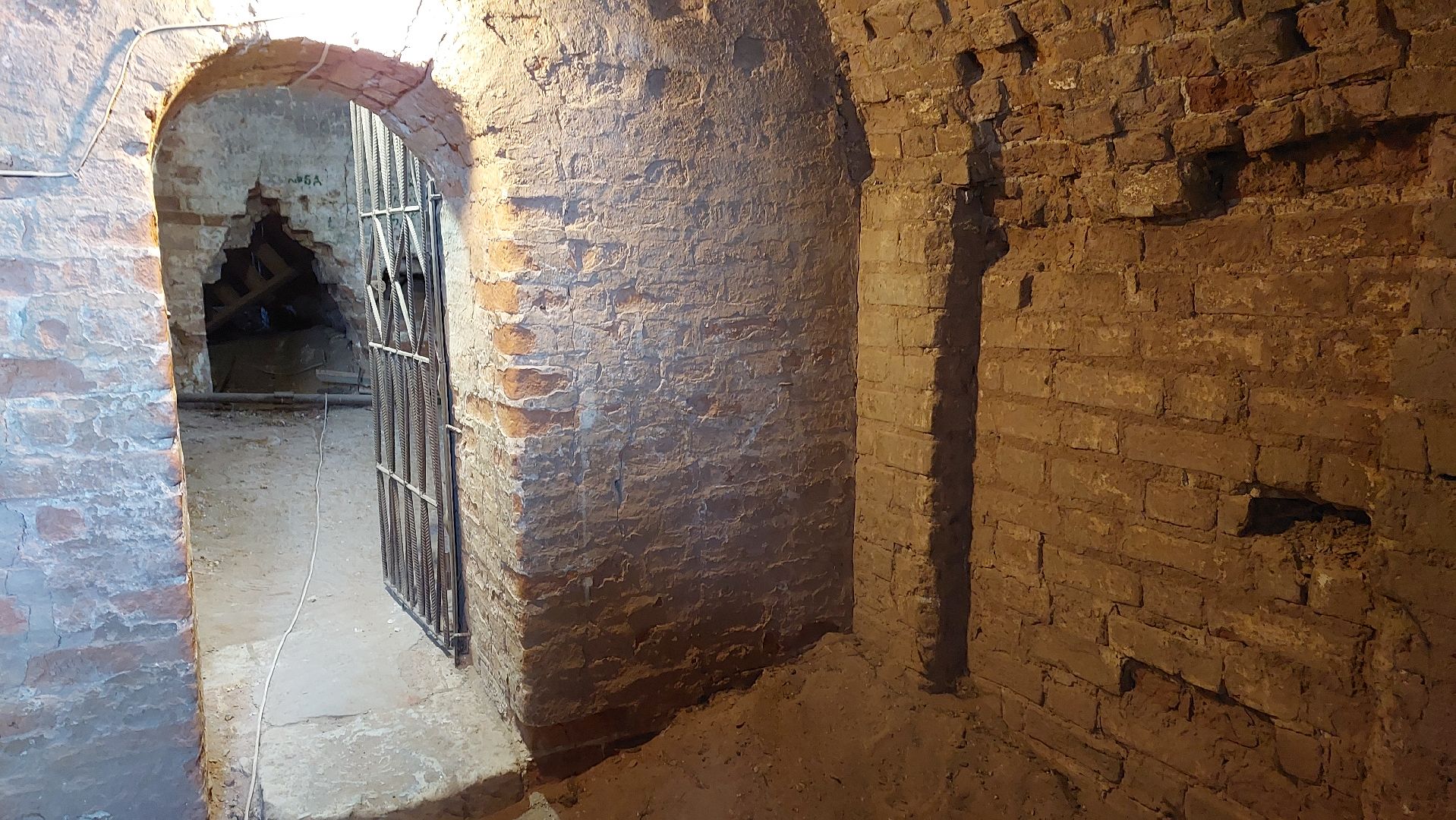 серпухов, введенский монастырь, женский монастырь, пасха, колокола, колокольный звон, туризм, звонарь,