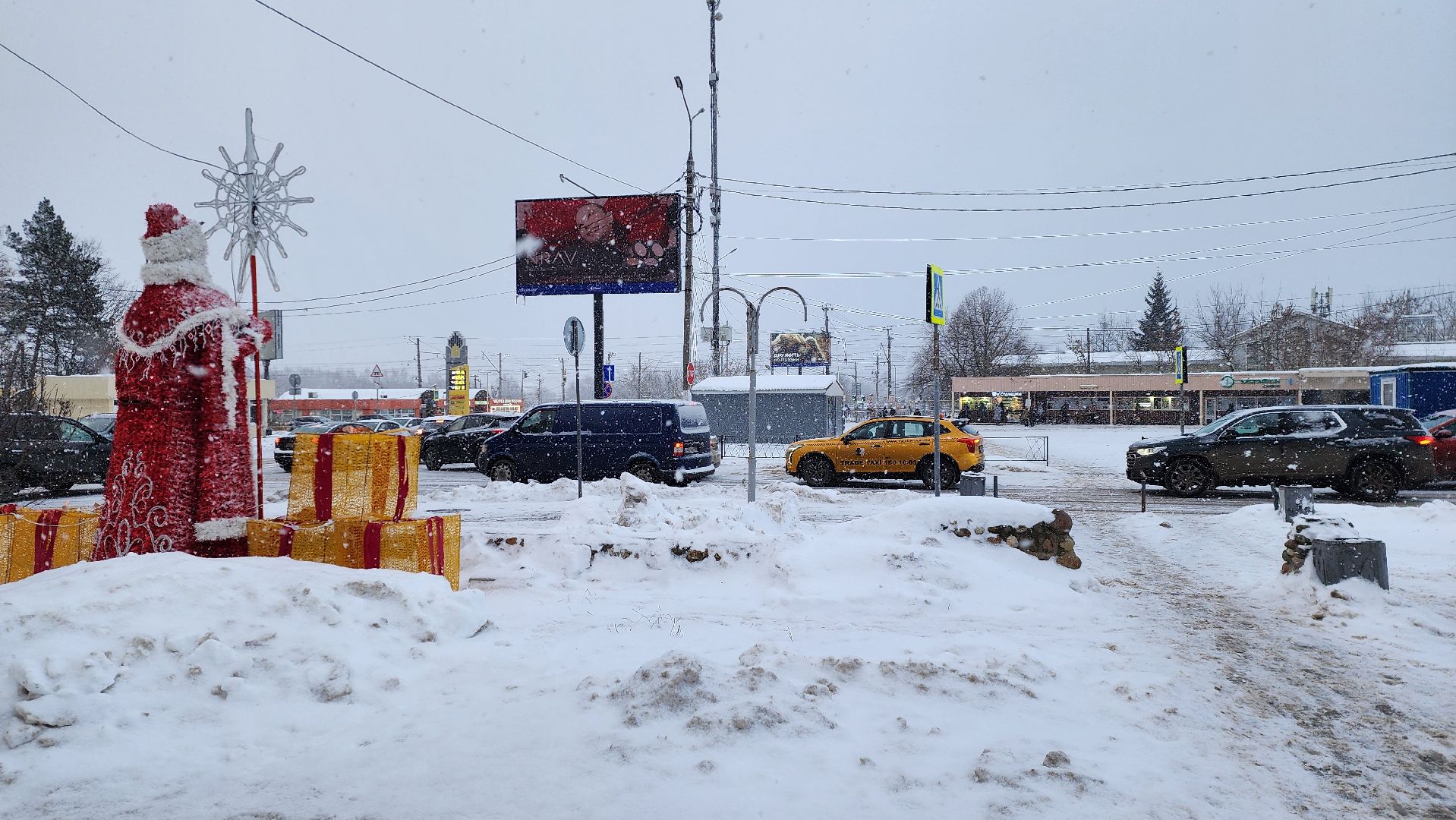 новый год, инсталляция, истра, дед мороз, вертикалки,