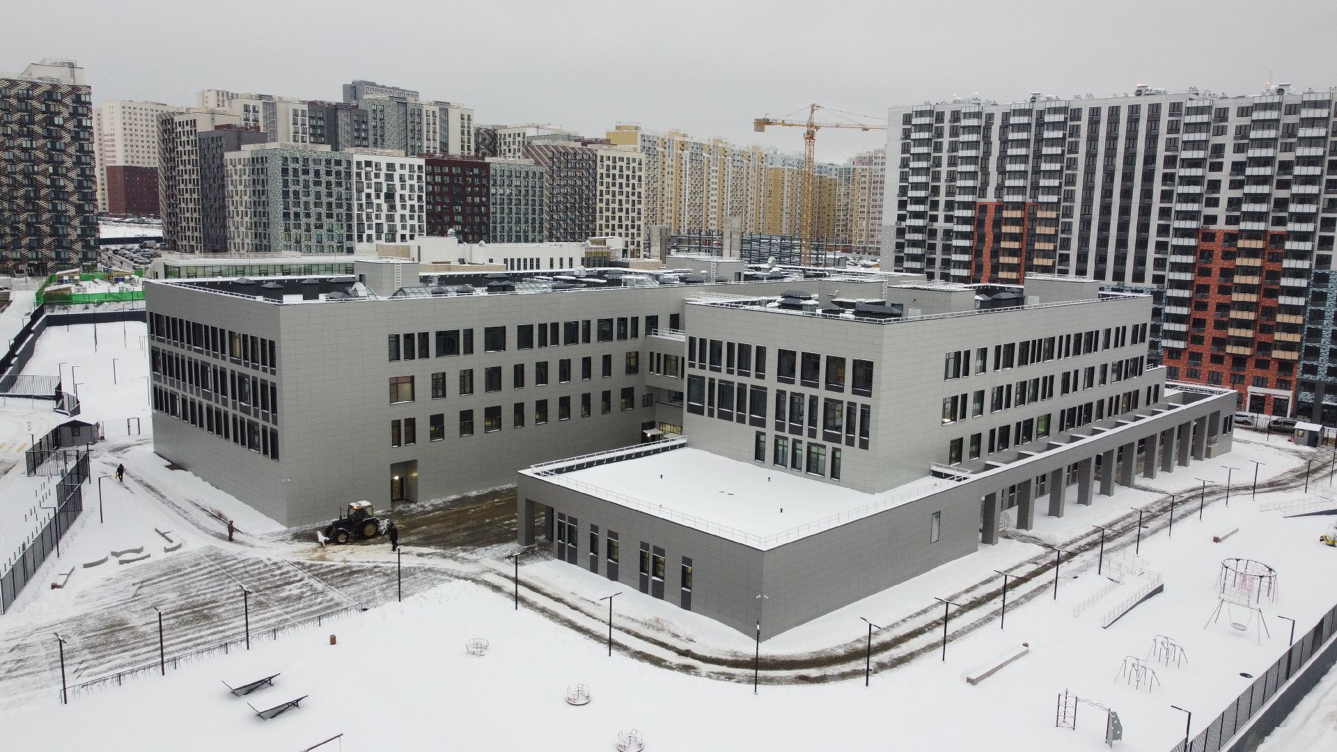 видео с коптера, школа, строительство,