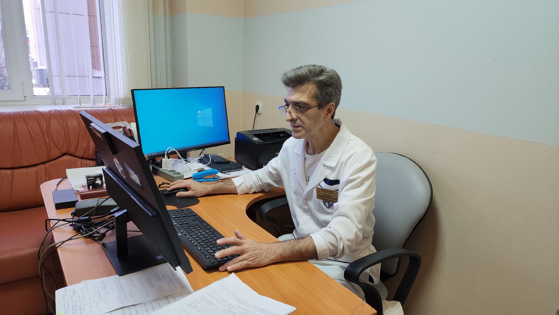 операция, беременность, близнецы, патологии, врач, врачи, гинеколог, врач-гинеколог,