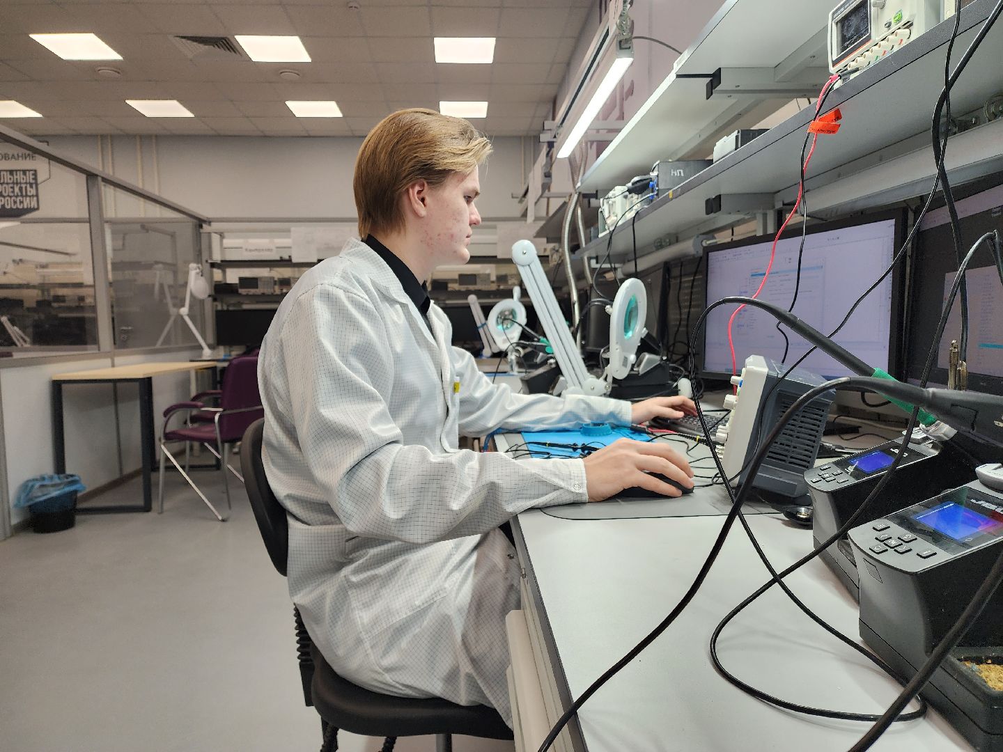 раменское, образование, студент раменского колледжа победил в чемпионате по электронике,