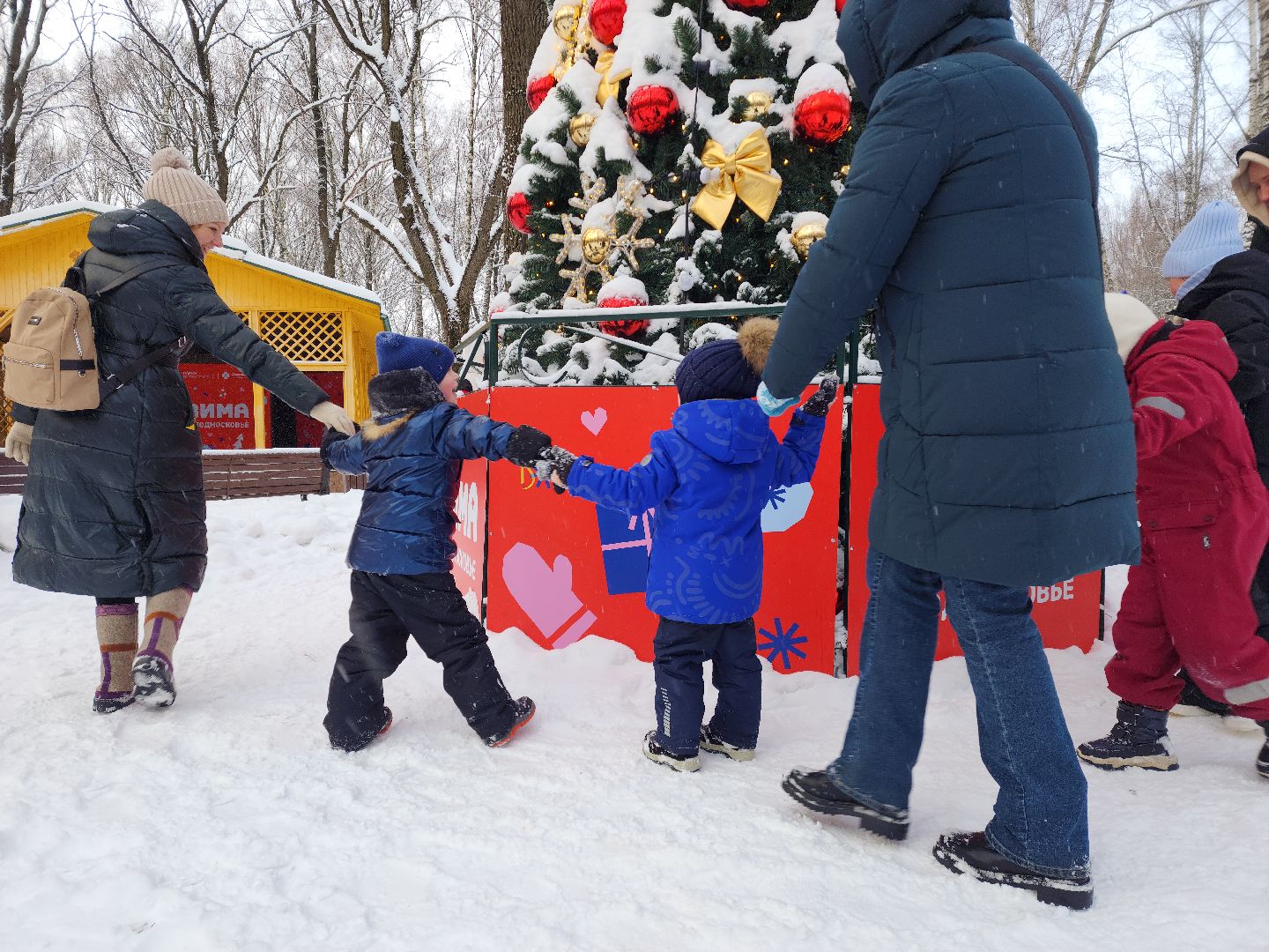 парки, снеговик, новый год, анимация, дети, вертикалки,