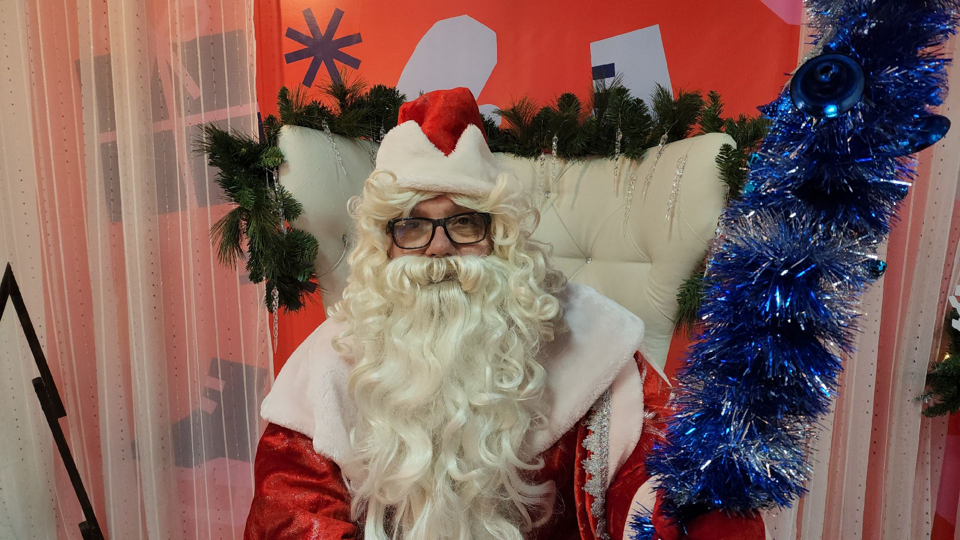 дед, мороз, дед мороз, резиденция деда мороза, парк, парк пехорка, дети, желание, новый год, подарок, новогодний подарок, вертикалки,