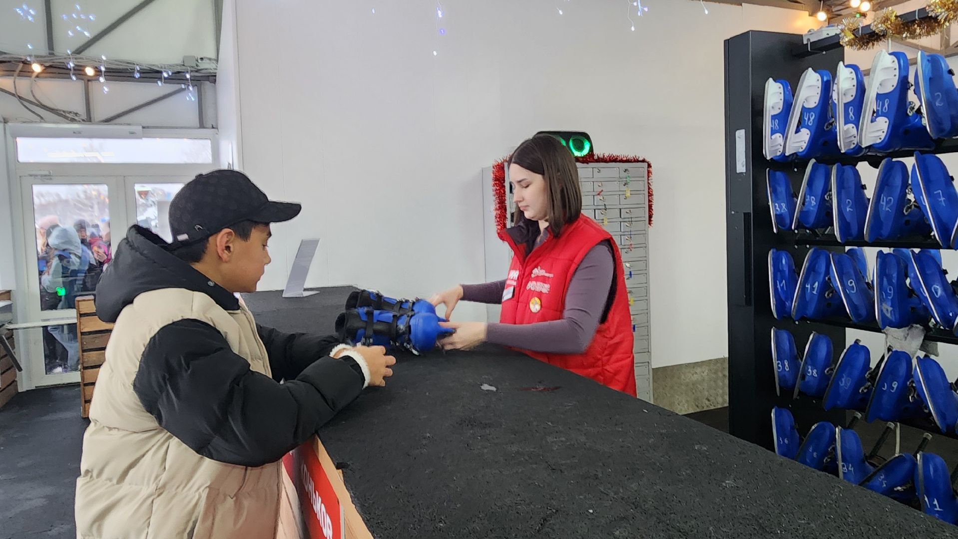 Солнечногорск, вертикалки, Каток, зима в подмосковье, Молодежь выбирает,